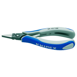 PINCE A BEC PLAT POUR L'ELECTRONIQUE 135 MM