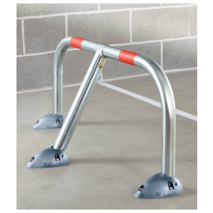 BARRIERE DE PARKING RABATTABLE 3 PIEDS RESINE CYL EURO 3 CLES