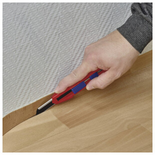 CUTTER UNIVERSEL 18MM AVEC BARRE STABILISATRICE CUTIX