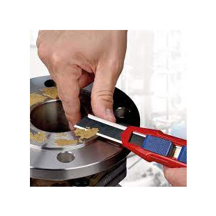 CUTTER UNIVERSEL 18MM AVEC BARRE STABILISATRICE CUTIX